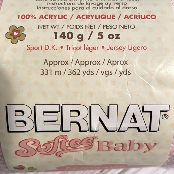 NWT - Bernat Yarn, 100% Acrylic - Picture 6 of 7